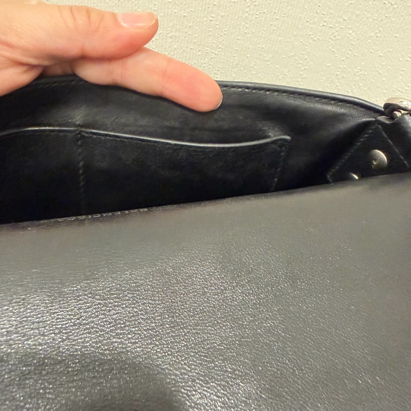 Balenciaga 巴黎世家 Downtown 斜背包 黑 銀釦-20