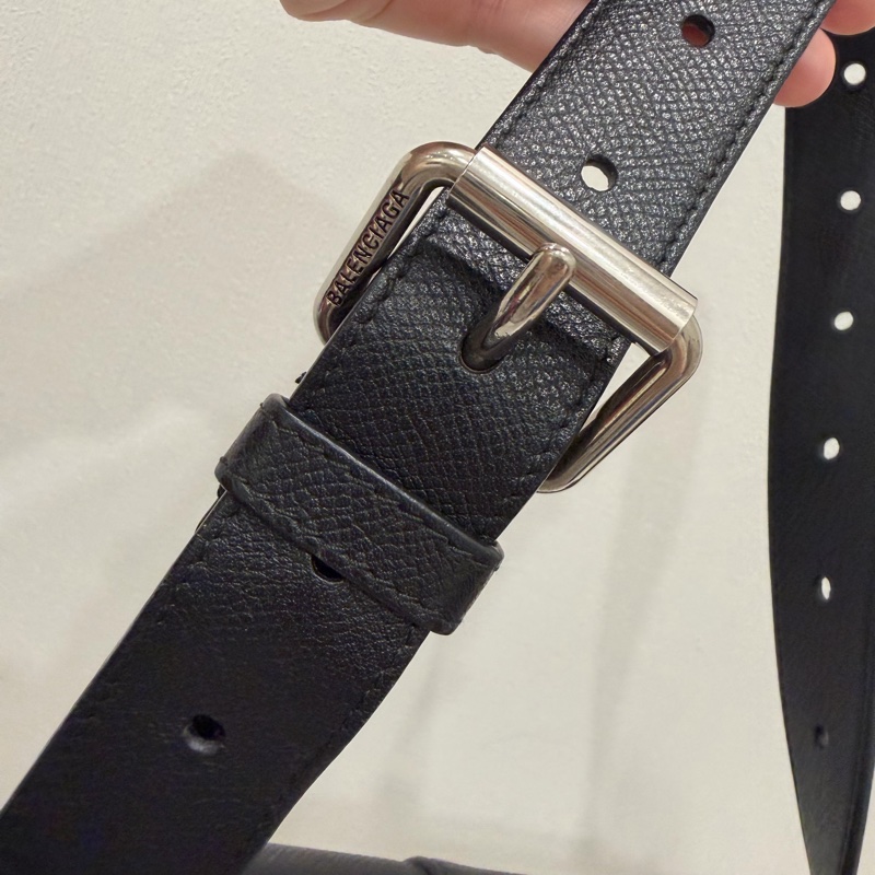 Balenciaga 巴黎世家 Downtown 斜背包 黑 銀釦-37