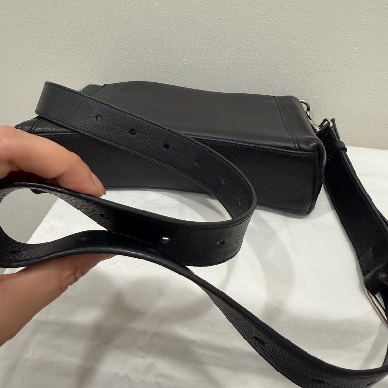 Balenciaga 巴黎世家 Downtown 斜背包 黑 銀釦-41