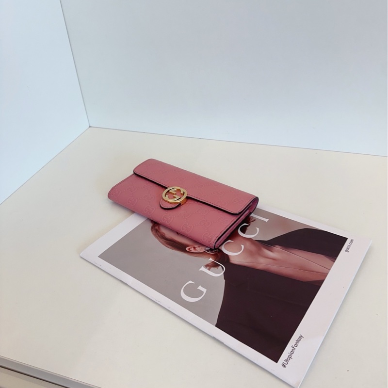 【98新🆕】Gucci 豆沙粉全皮GG壓紋金扣長錢包 斜挎包👛-4