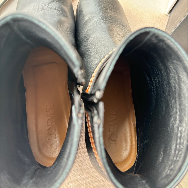 【LOEWE Gate Boot 25】黑色羊皮短靴 40號｜真皮方頭｜二手良好 柔軟好穿 經典配色 附完整配件-14