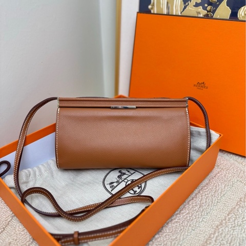 【全套❤️】Hermes Clic-h21 金棕琺瑯扣 D刻 ec皮 斜挎包