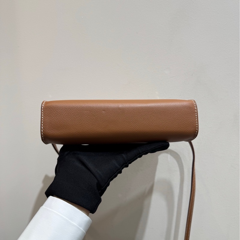 【全套❤️】Hermes Clic-h21 金棕琺瑯扣 D刻 ec皮 斜挎包-6