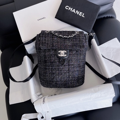 【近新閒置品】Chanel香奈兒薩爾茲堡雙肩包22開無卡 經典粗花呢