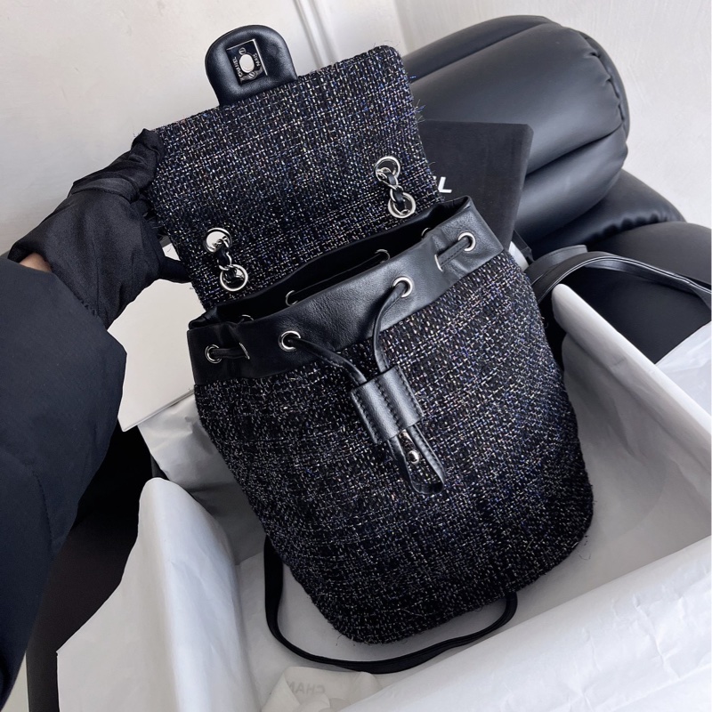 【近新閒置品】Chanel香奈兒薩爾茲堡雙肩包22開無卡 經典粗花呢-6