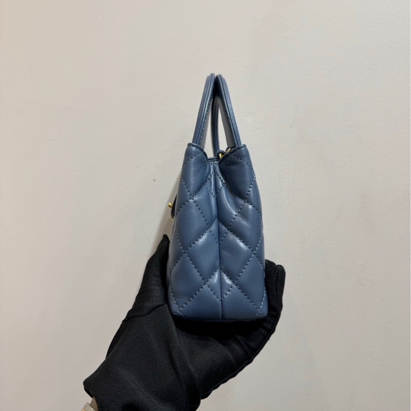 【全❤️全套】Chanel  23P藍色金扣 kelly nano大號手提包 斜挎包 單肩包-4