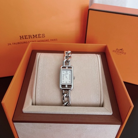 【全新品】Hermes 愛馬仕 Nantucket 女士腕表 藍寶石水晶錶盤 石英機芯 瑞士製造
