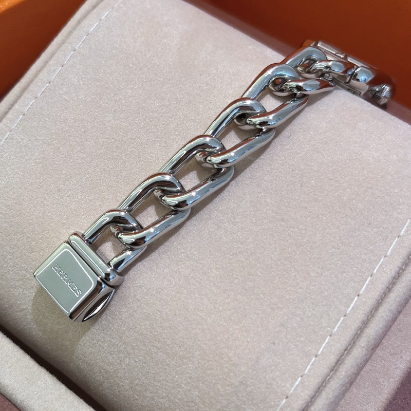 【全新品】Hermes 愛馬仕 Nantucket 女士腕表 藍寶石水晶錶盤 石英機芯 瑞士製造-10