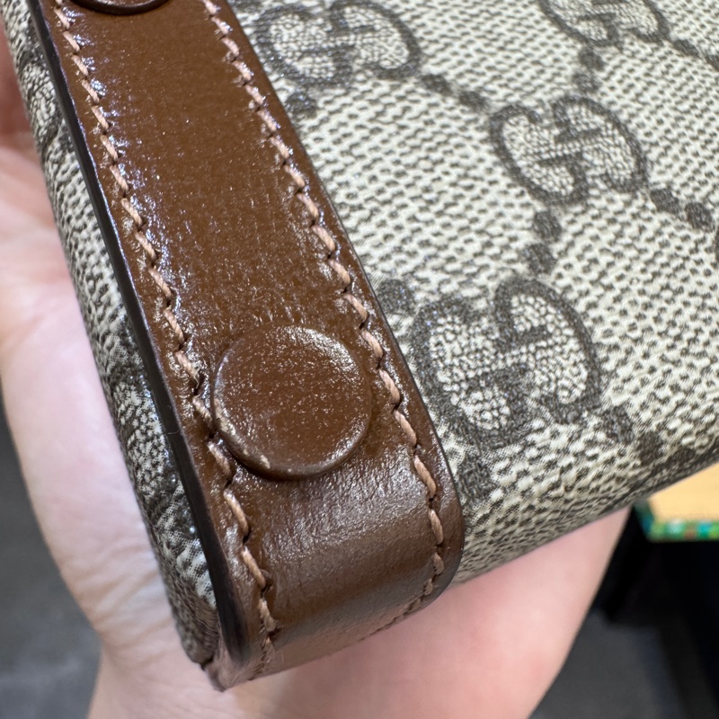 Gucci 1955 PVC 烏木色手機包-15