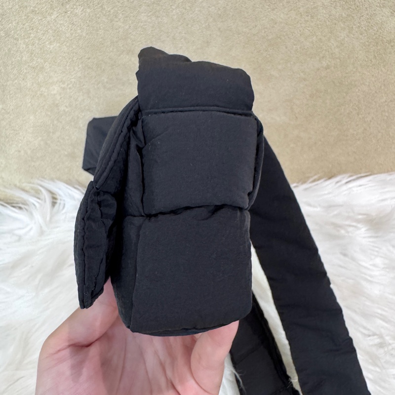 BV Mini Cassette 黑尼龍6格卡帶包 近全新-3