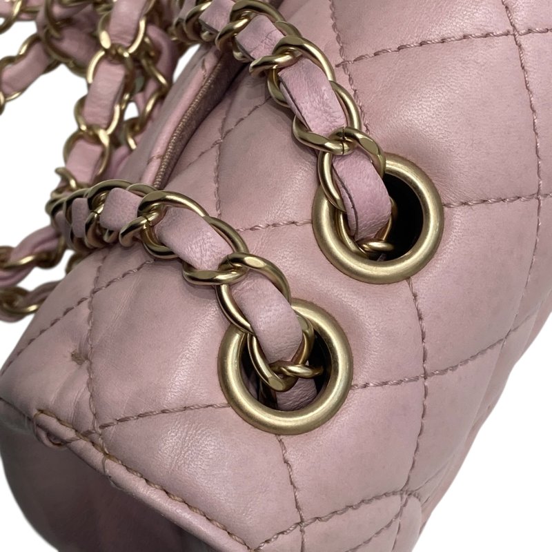 CHANEL 香奈兒 Mademoiselle Chic Flap 羊皮 肩背包 粉色-14