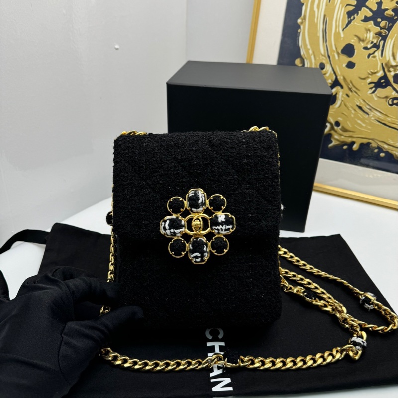 【99❤️全套】Chanel 22K 竪版 tweed 黑色毛呢編織 毛呢扣 單肩包-0