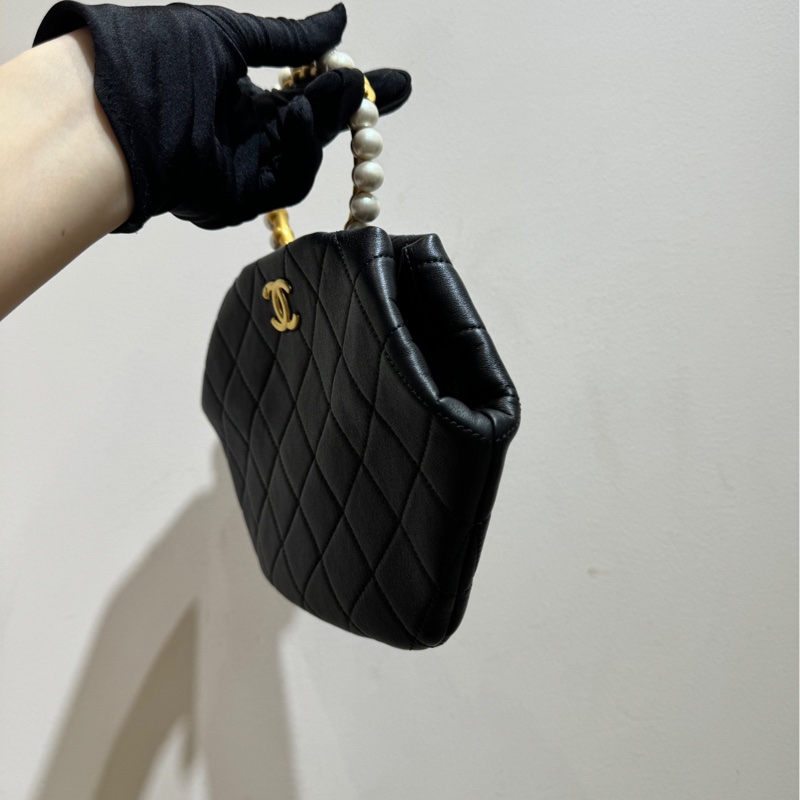 【閒置全套❤️】Chanel 21手工坊限量款珍珠手環晚宴包 手提包-3