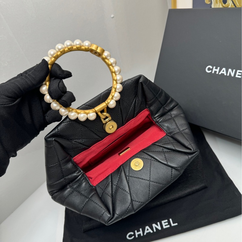 【閒置全套❤️】Chanel 21手工坊限量款珍珠手環晚宴包 手提包-6
