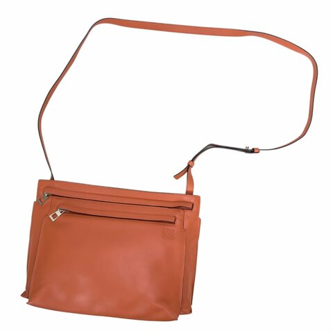LOEWE 斜揹袋
