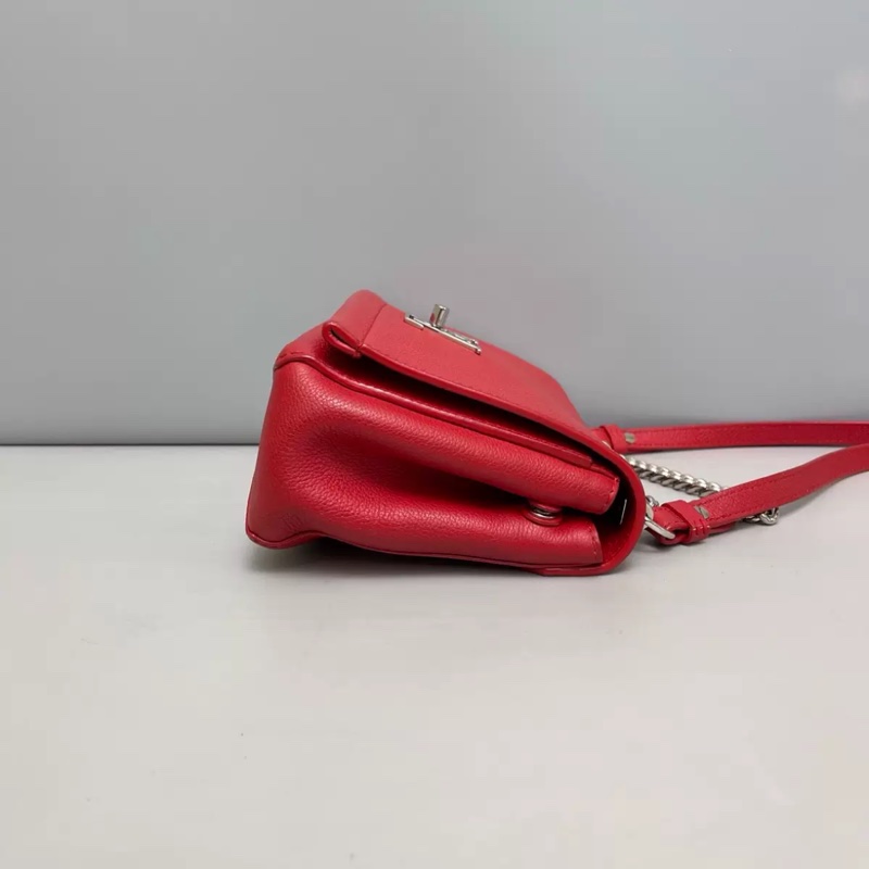 LV路易威登Mylockme BB紅色牛皮荔枝紋包-2