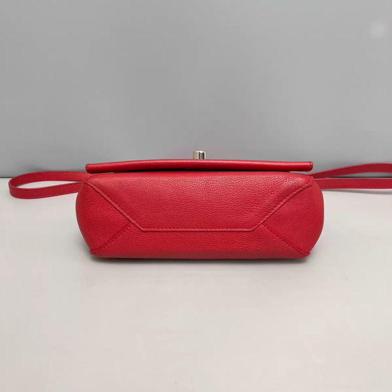 LV路易威登Mylockme BB紅色牛皮荔枝紋包-3