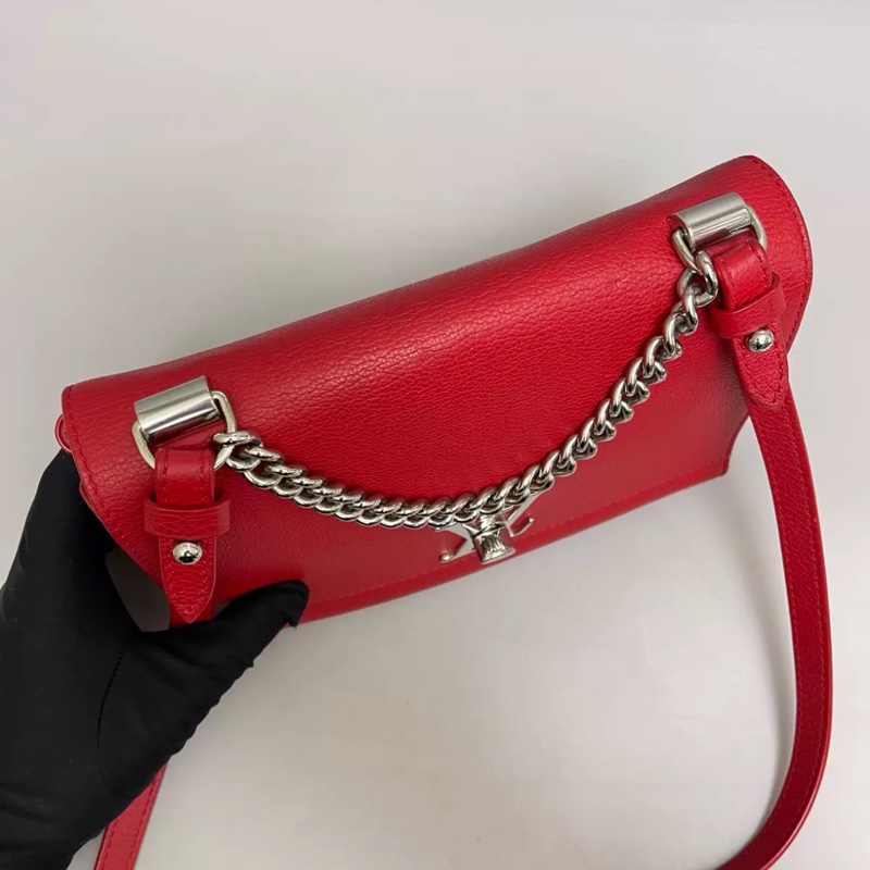 LV路易威登Mylockme BB紅色牛皮荔枝紋包-4