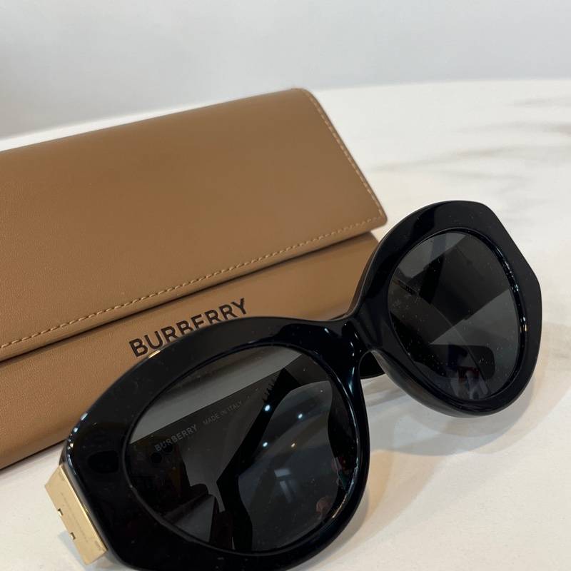 Burberry墨鏡-1