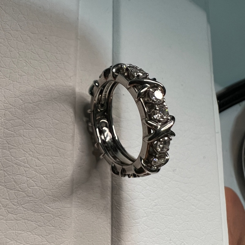 Tiffany 十六石戒指-1