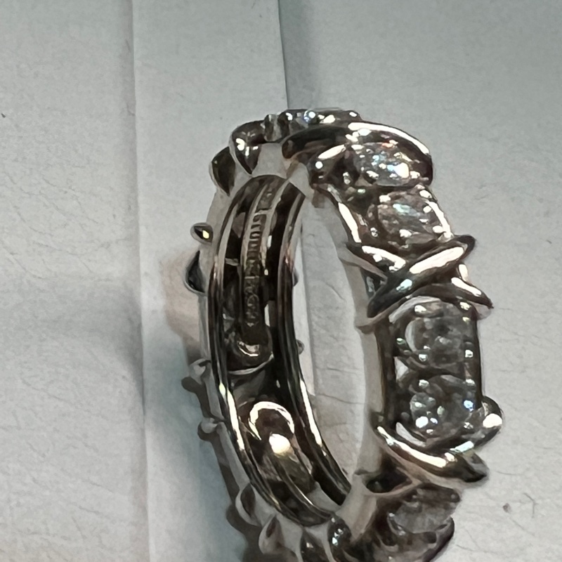 Tiffany 十六石戒指-9