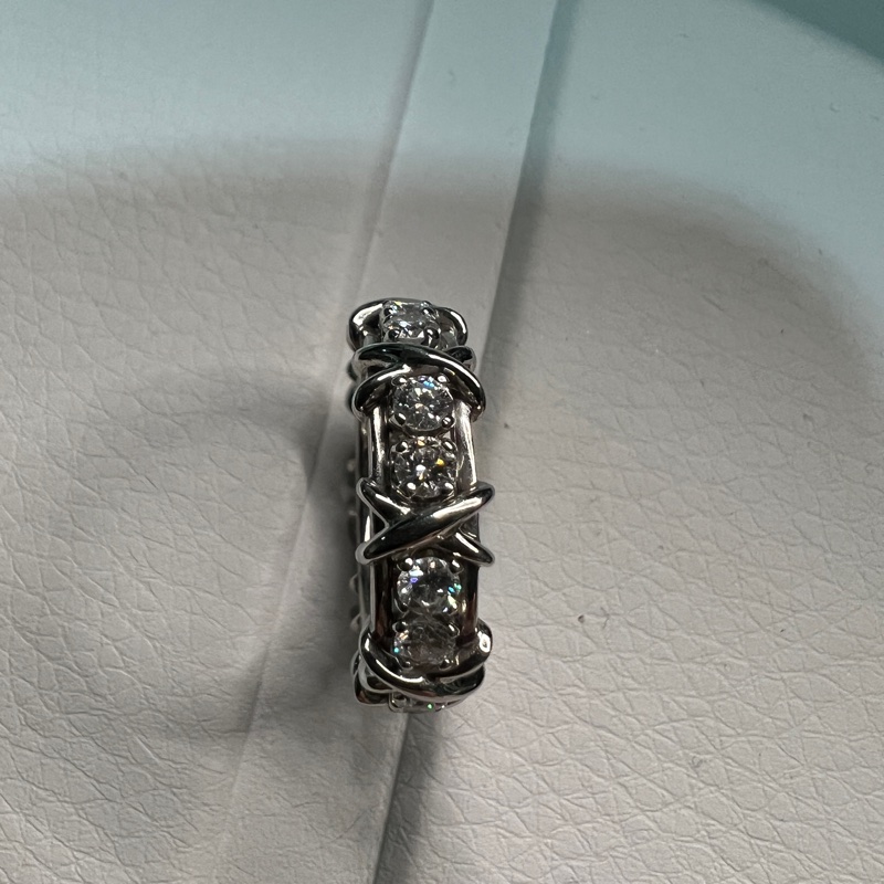 Tiffany 十六石戒指-12