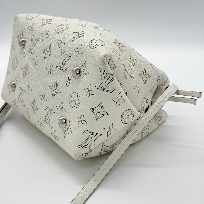 LOUIS VUITTON 路易威登 Bella 抽繩鏤空 白色 牛皮月光女神水桶包單肩斜挎包-6