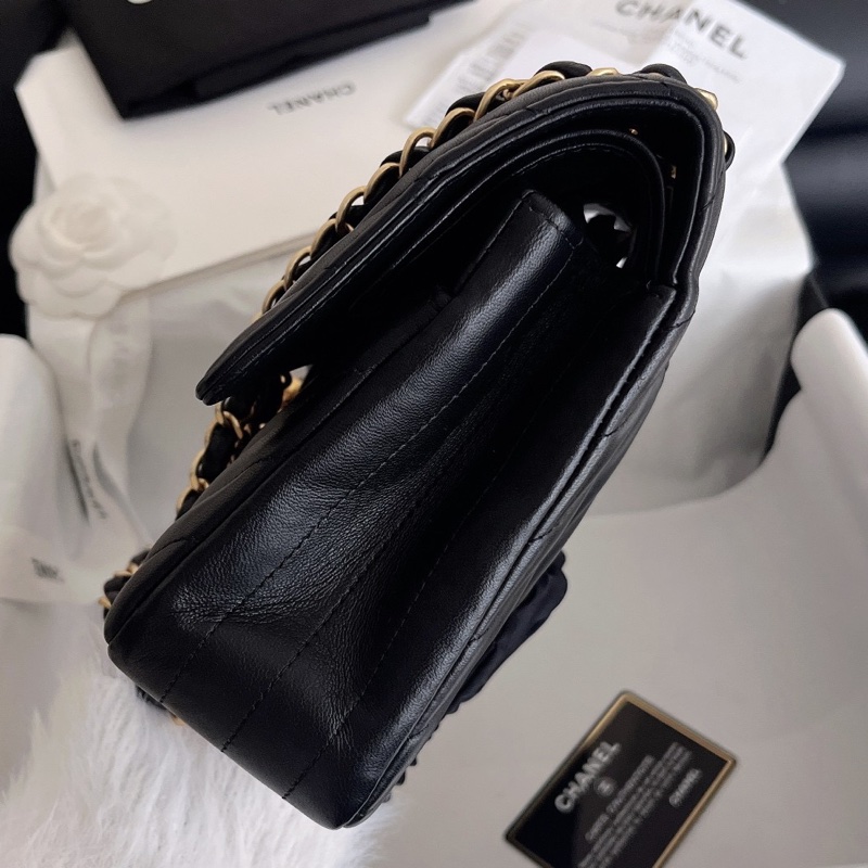 【近新閒置品】Chanel香奈兒黑金v紋 cf中號鏈條包27開斜挎包-3