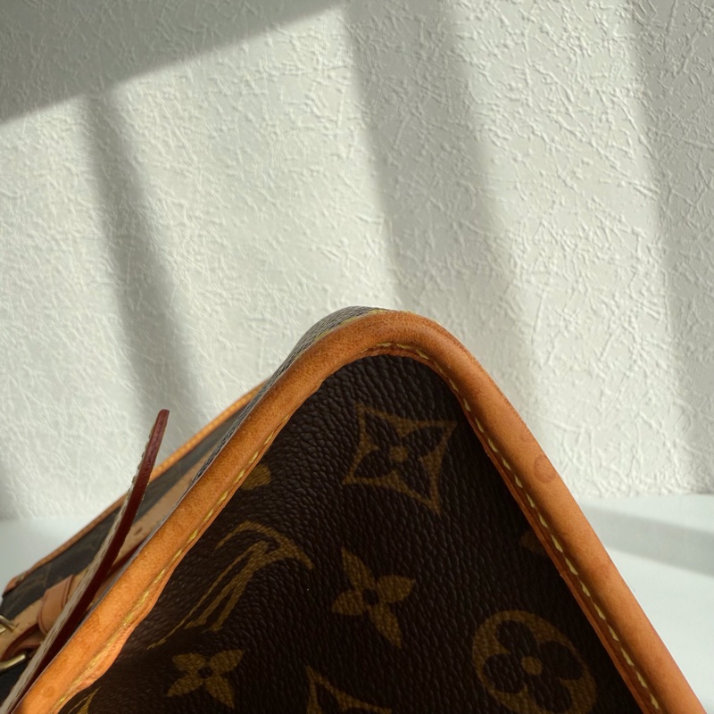 Lv雙金球老花手提 肩背包 背帶可調整-9