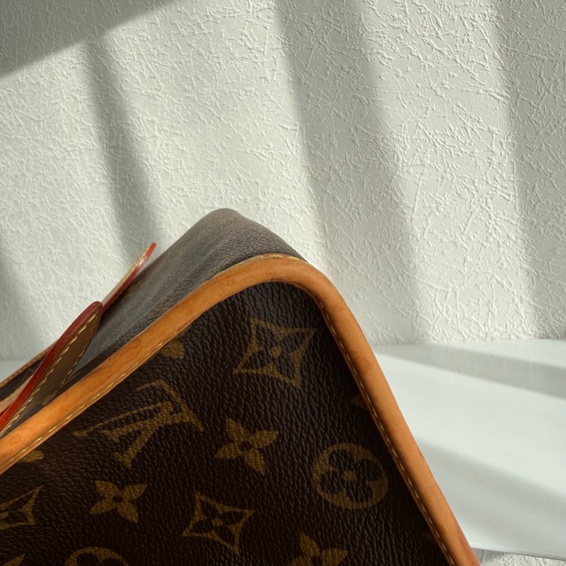 Lv雙金球老花手提 肩背包 背帶可調整-10