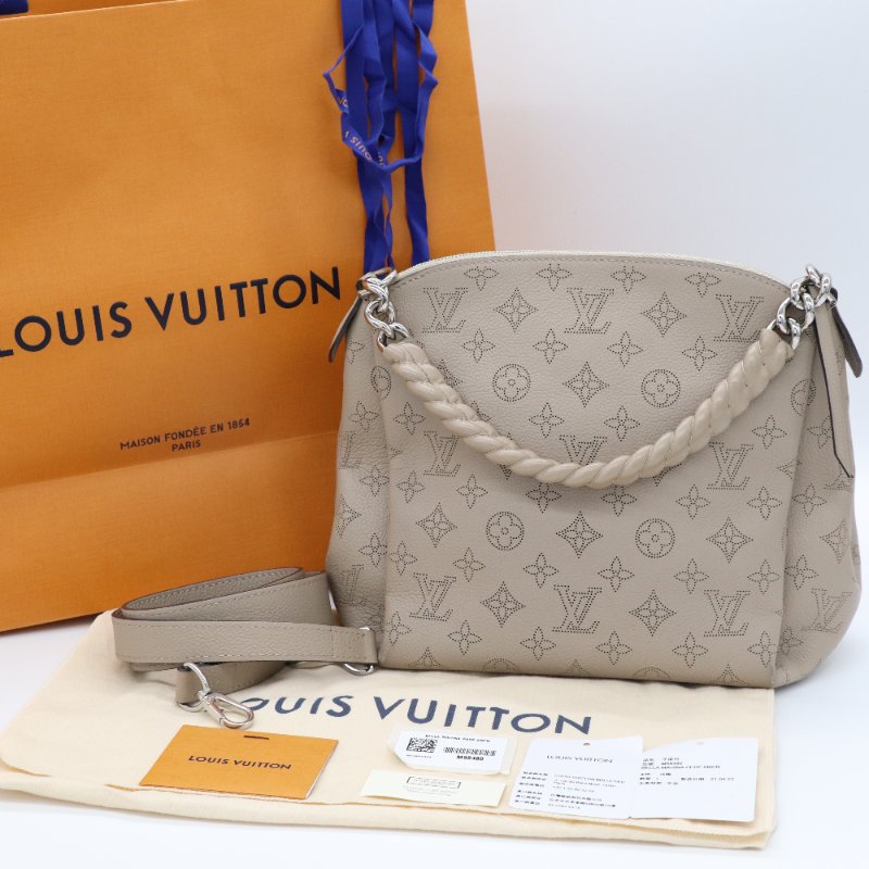 LOUIS VUITTON 路易威登 BABYLONE CHAIN BB MAHINA CALF SKIN  米灰色 牛皮手提包斜挎包-0