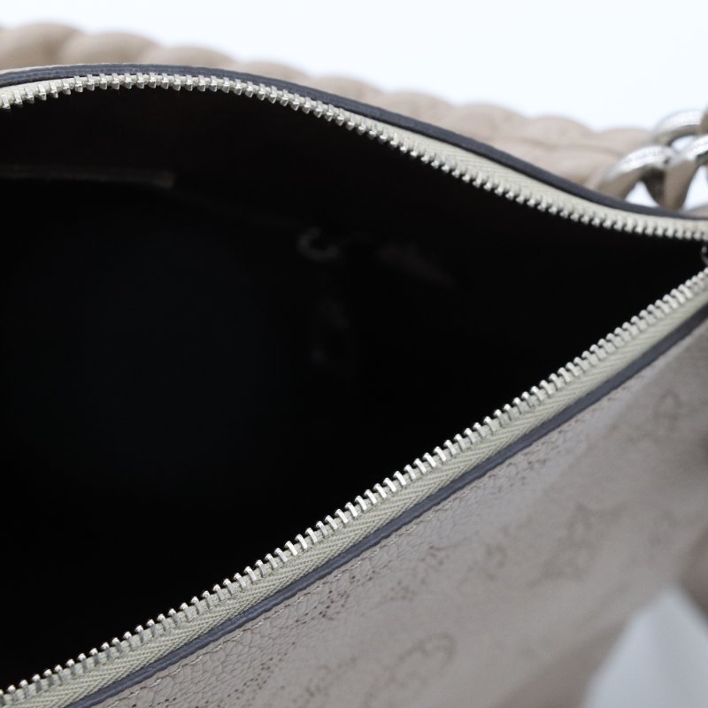 LOUIS VUITTON 路易威登 BABYLONE CHAIN BB MAHINA CALF SKIN  米灰色 牛皮手提包斜挎包-10