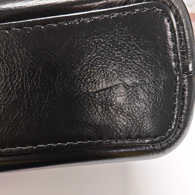 CHANEL Gabrielle 藍色拼黑色 中號 肩背包-11