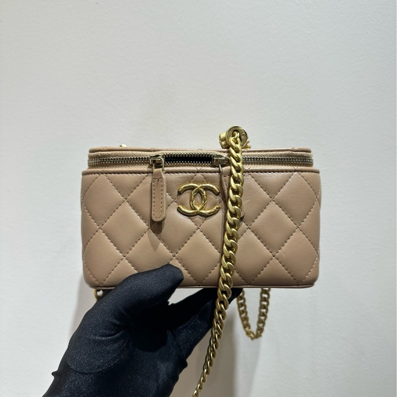【閒置❤️】 Chanel 22K 金球圓柱調節扣化妝包長盒子 米色 斜挎包-2