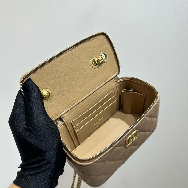 【閒置❤️】 Chanel 22K 金球圓柱調節扣化妝包長盒子 米色 斜挎包-5