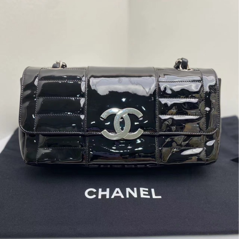 【閒置❤️】 Chanel 黑色漆皮銀鏈條⛓️單肩包斜挎包-1