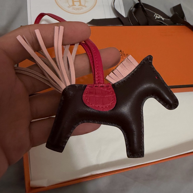 愛馬仕 Hermès Rodeo PM｜Y碼｜鱷魚皮座墊｜稀有深咖×桃紅×奶茶粉｜全套-3