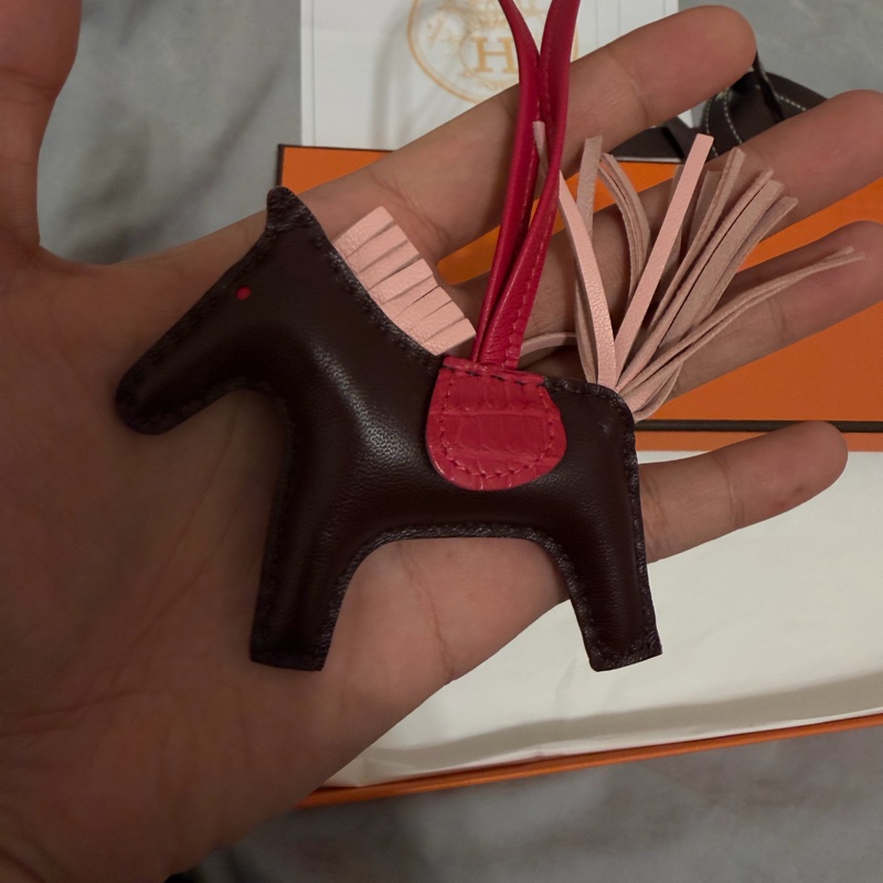 愛馬仕 Hermès Rodeo PM｜Y碼｜鱷魚皮座墊｜稀有深咖×桃紅×奶茶粉｜全套-4