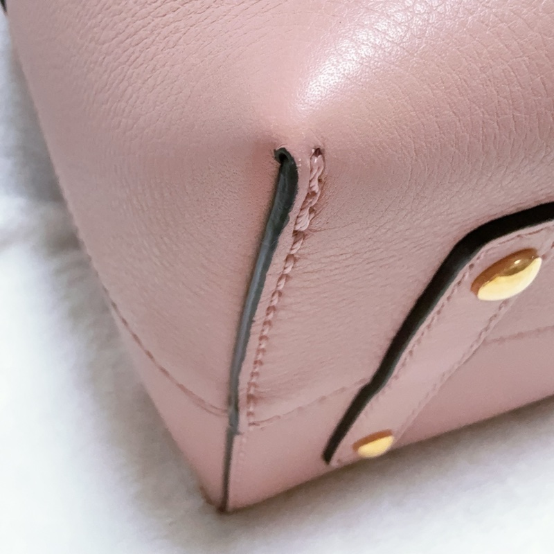 ⭐️女星同款專櫃貴款⭐️BURBERRY The Belt 小牛皮手提肩背托特包(煙燻玫瑰粉)-10