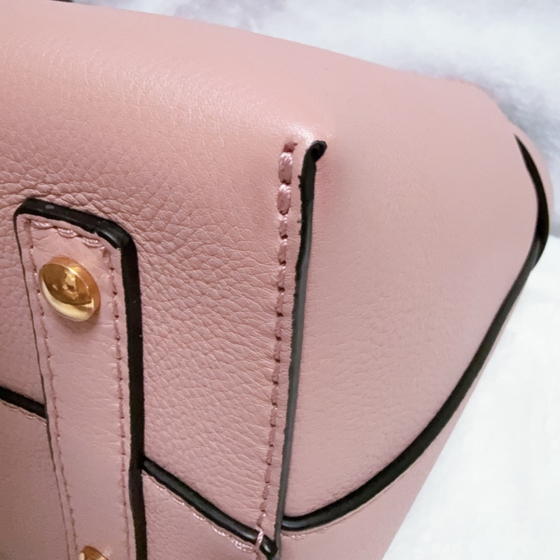 ⭐️女星同款專櫃貴款⭐️BURBERRY The Belt 小牛皮手提肩背托特包(煙燻玫瑰粉)-11