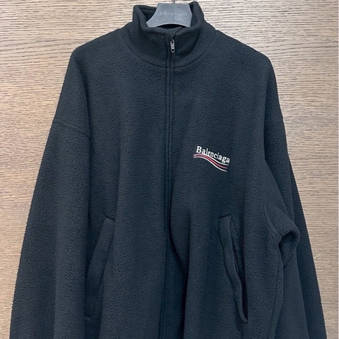 巴黎世家可樂毛毛外套