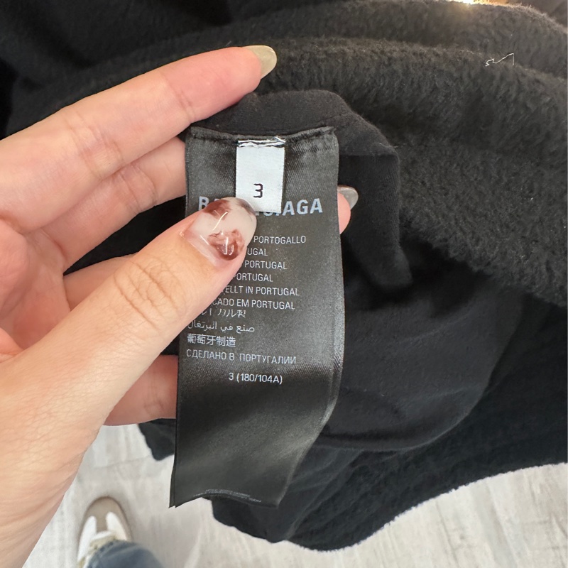 巴黎世家可樂毛毛外套-3