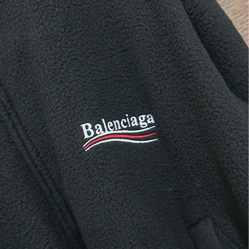 巴黎世家可樂毛毛外套-4