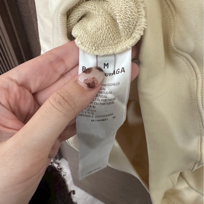 巴黎世家奶油可樂刺繡帽踢-2