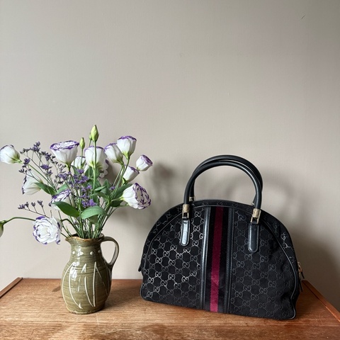 GUCCI 經典黑色麂皮保齡球包/波士頓包