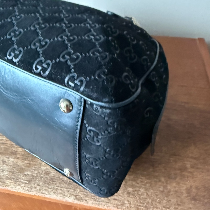 GUCCI 經典黑色麂皮保齡球包/波士頓包-11