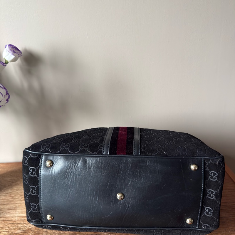 GUCCI 經典黑色麂皮保齡球包/波士頓包-19