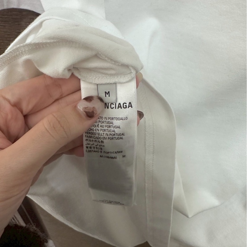 巴黎世家大白色logo短袖-3