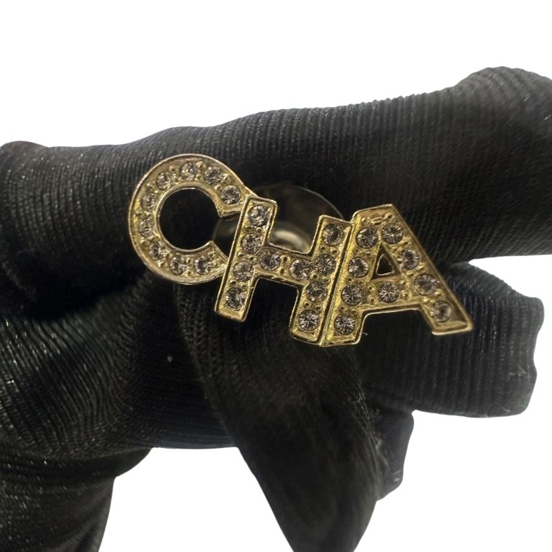 【美收精品】CHANEL銀色LOGO針式耳環 4-486-5