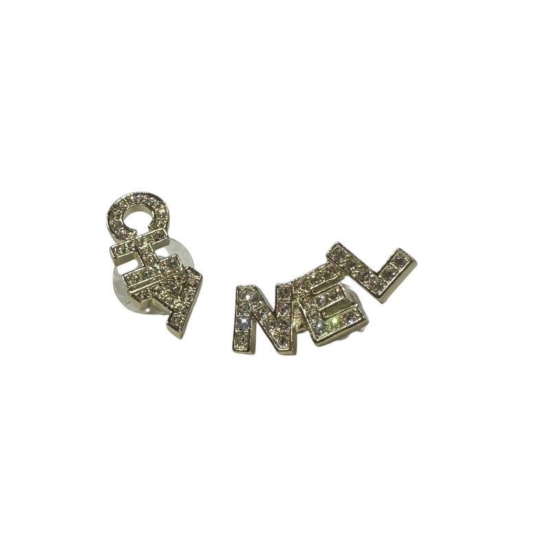 【美收精品】CHANEL銀色LOGO針式耳環 4-486-8